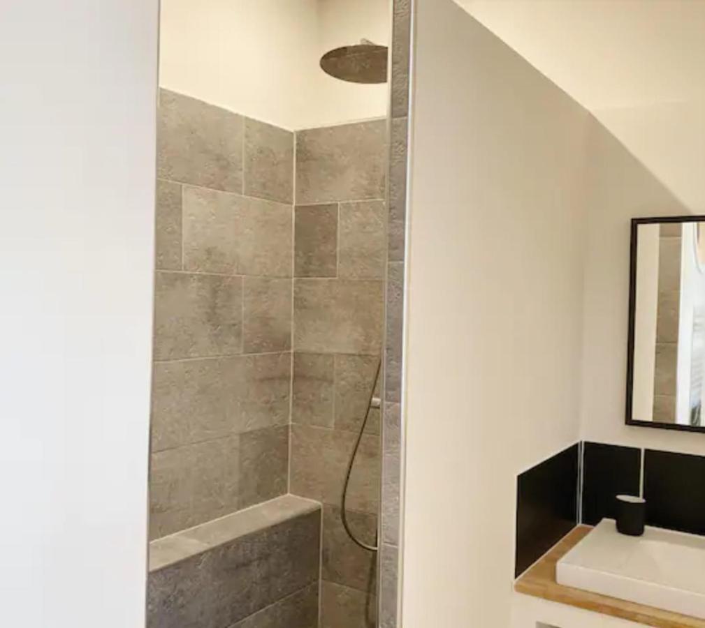 Very Chic And Design In The Center Of Apartment Caen